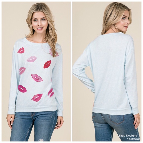 🥰LAST 1! Baby Blue KISS 💋 ME!! Top! So Cute! - Picture 6 of 6